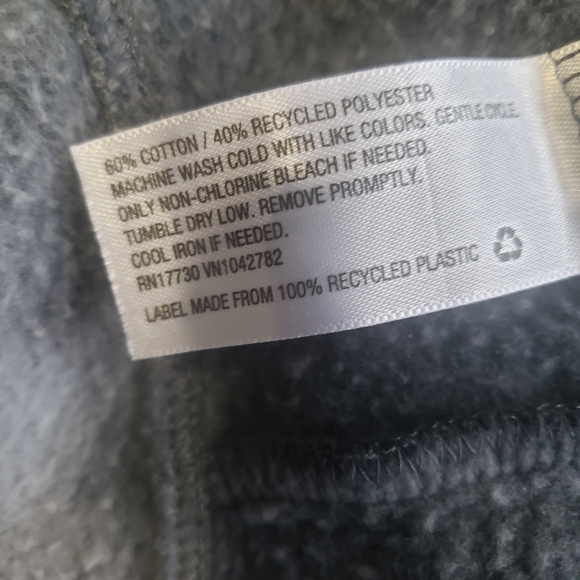 Universal Threads tie-dye hooded pullover - Picture 3 of 5